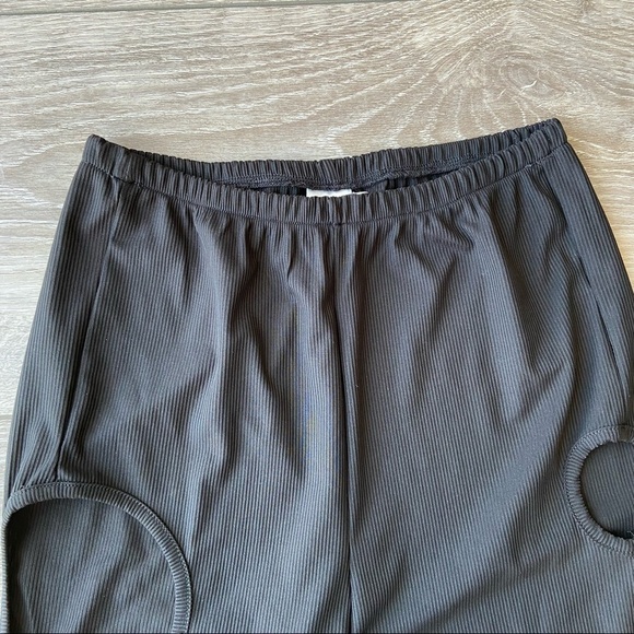 KATE HEWKO  CUT OUT STIRRUP LEGGINGS - Picture 9 of 15